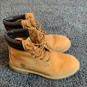 Very good condition timberland shoes